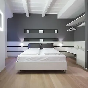 Guest house Luxury, Como